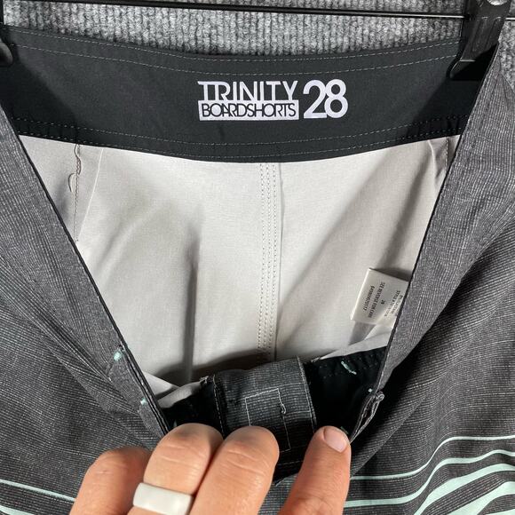 Trinity Board Shorts Men's 28 Green Colorblock Casual Unlined Drawstring Outdoor - Picture 7 of 10